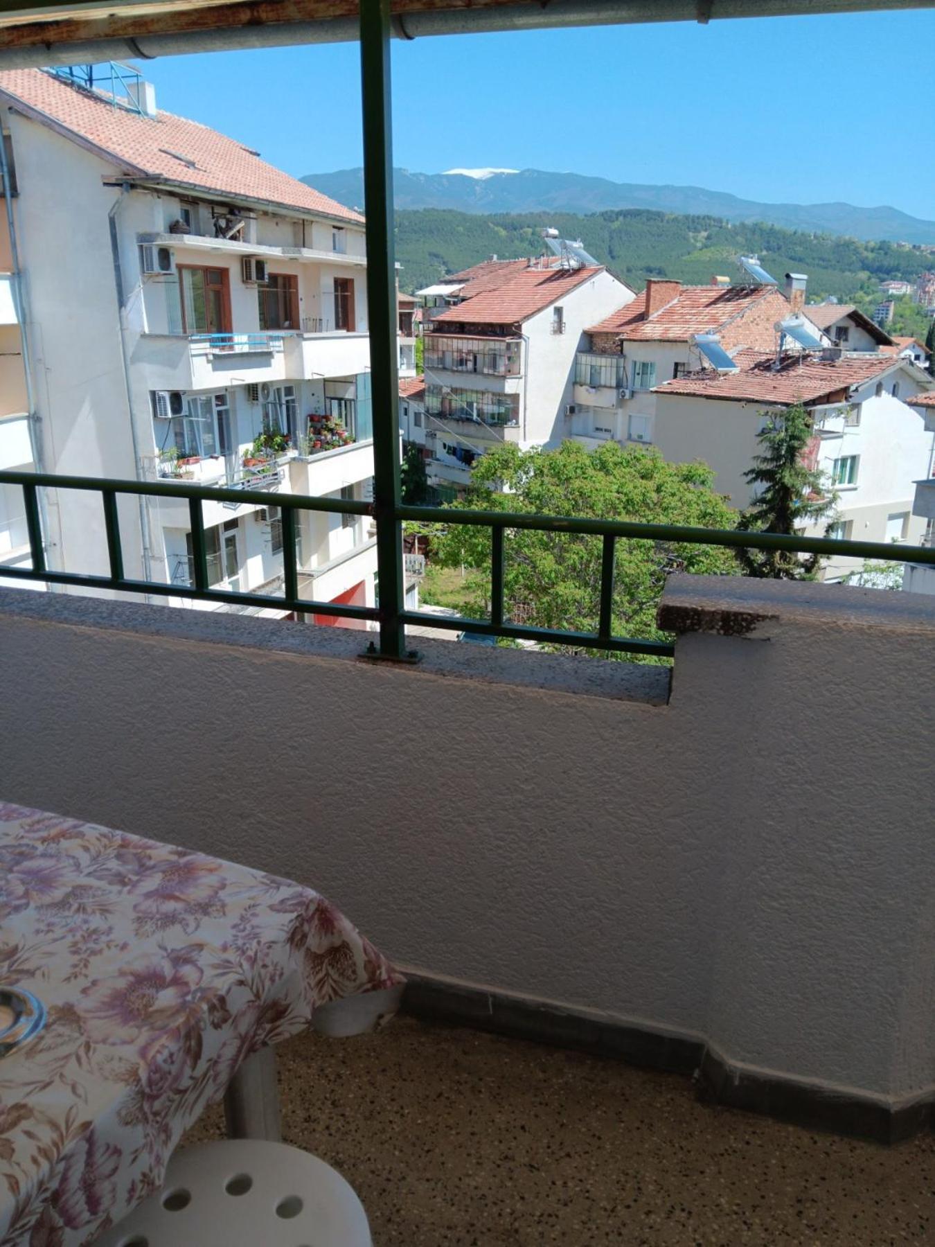 Apartment Friends Санданський Екстер'єр фото